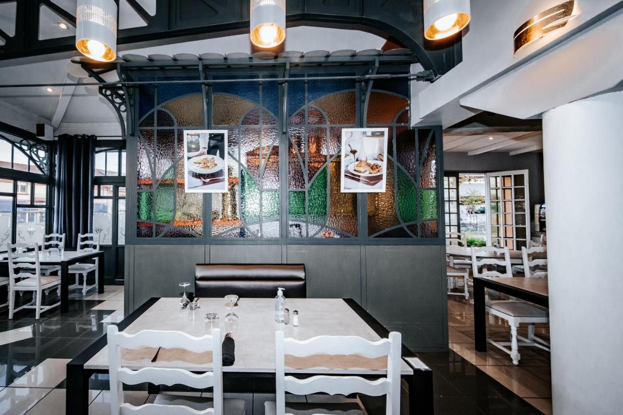 Vic-en-Bigorre Hotel Le Tivoli מראה חיצוני תמונה